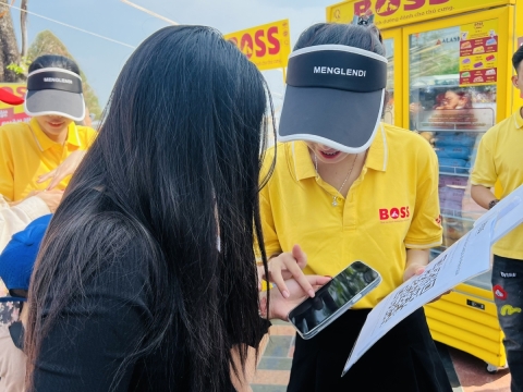 THE BOSS & PHIÊN HỘI